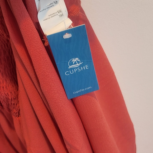 Cupshe Dress - Picture 3 of 4